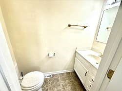 1st Floor 1/2 Bath
